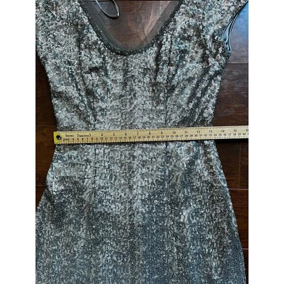Mikael Aghal Silver Bead Mesh Sleeveless Cocktail Dress NWT Sz 4 - Picture 4 of 6